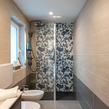 Joivy Pleasant 2br Flat Next To Port *