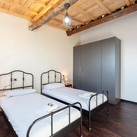 Joivy Pleasant 2br Flat Next To Port Appartamento Genova